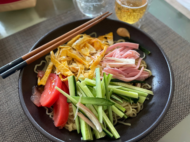 sumomo365_202207_chilled_Chinese_noodles_00.jpg
